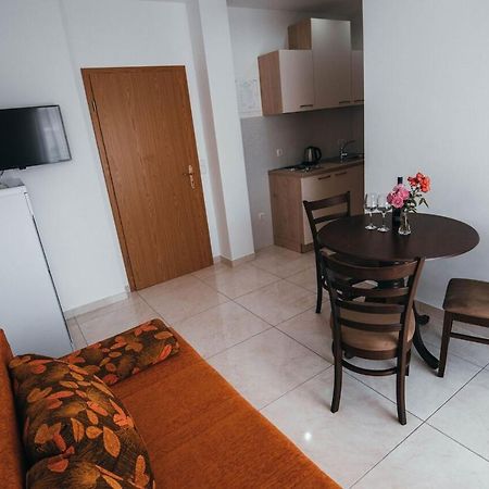 Apartmani Tamaris Vodice Extérieur photo