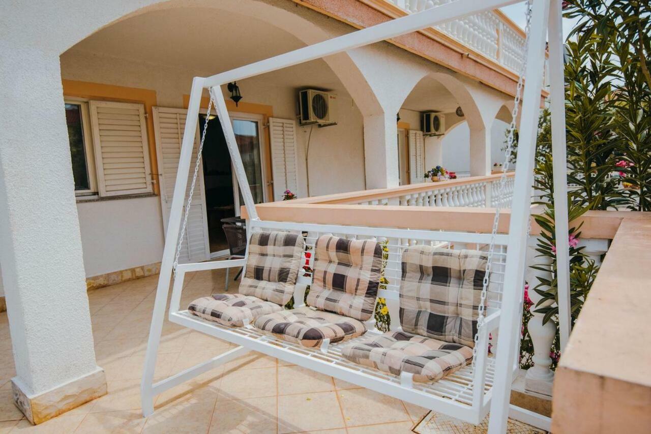 Apartmani Tamaris Vodice Extérieur photo