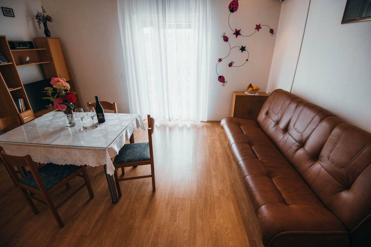 Apartmani Tamaris Vodice Extérieur photo