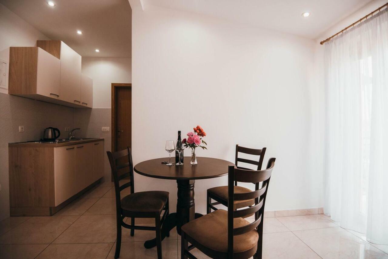 Apartmani Tamaris Vodice Extérieur photo