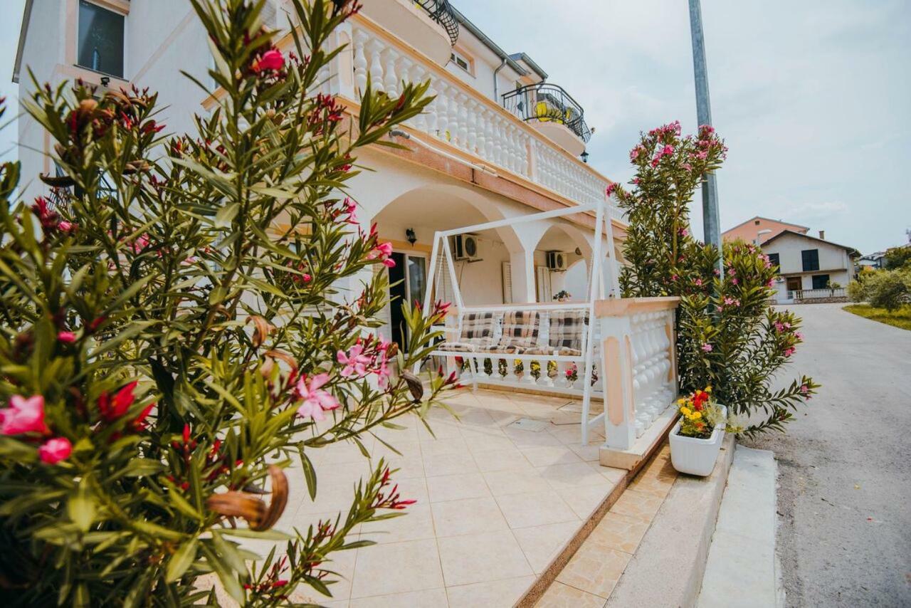Apartmani Tamaris Vodice Extérieur photo