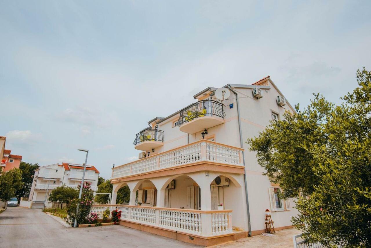 Apartmani Tamaris Vodice Extérieur photo