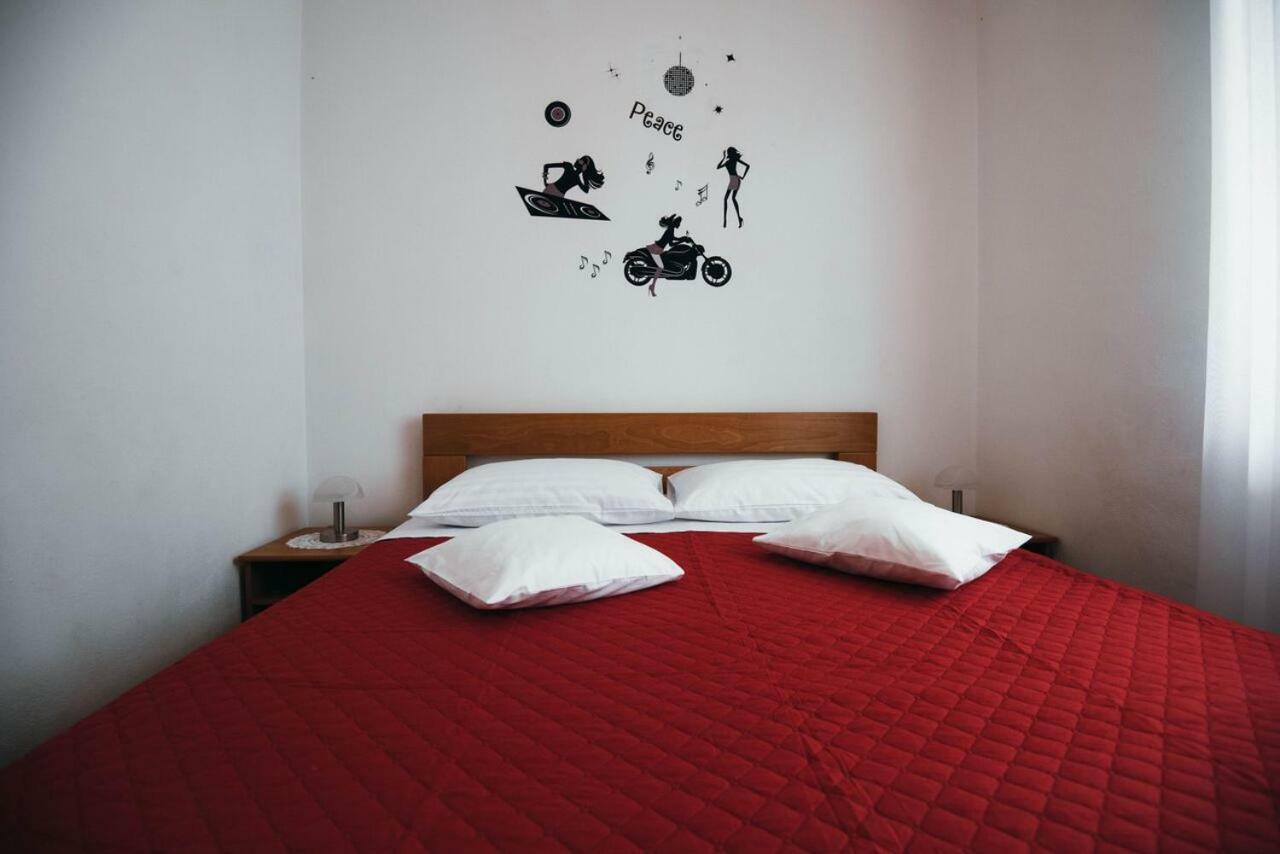 Apartmani Tamaris Vodice Extérieur photo