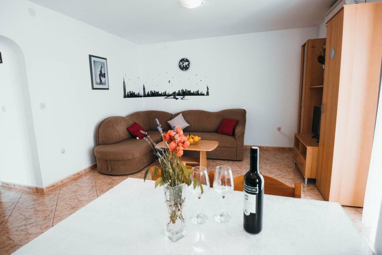 Apartmani Tamaris Vodice Extérieur photo