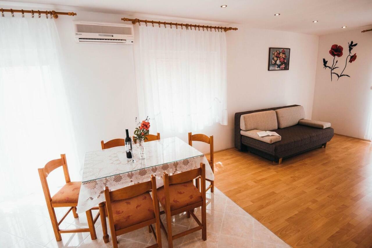 Apartmani Tamaris Vodice Extérieur photo