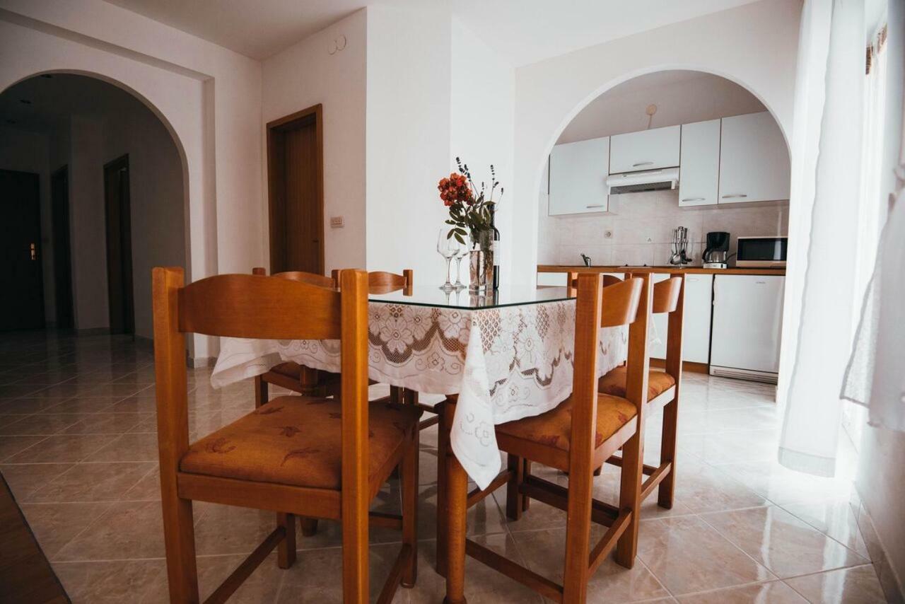 Apartmani Tamaris Vodice Extérieur photo