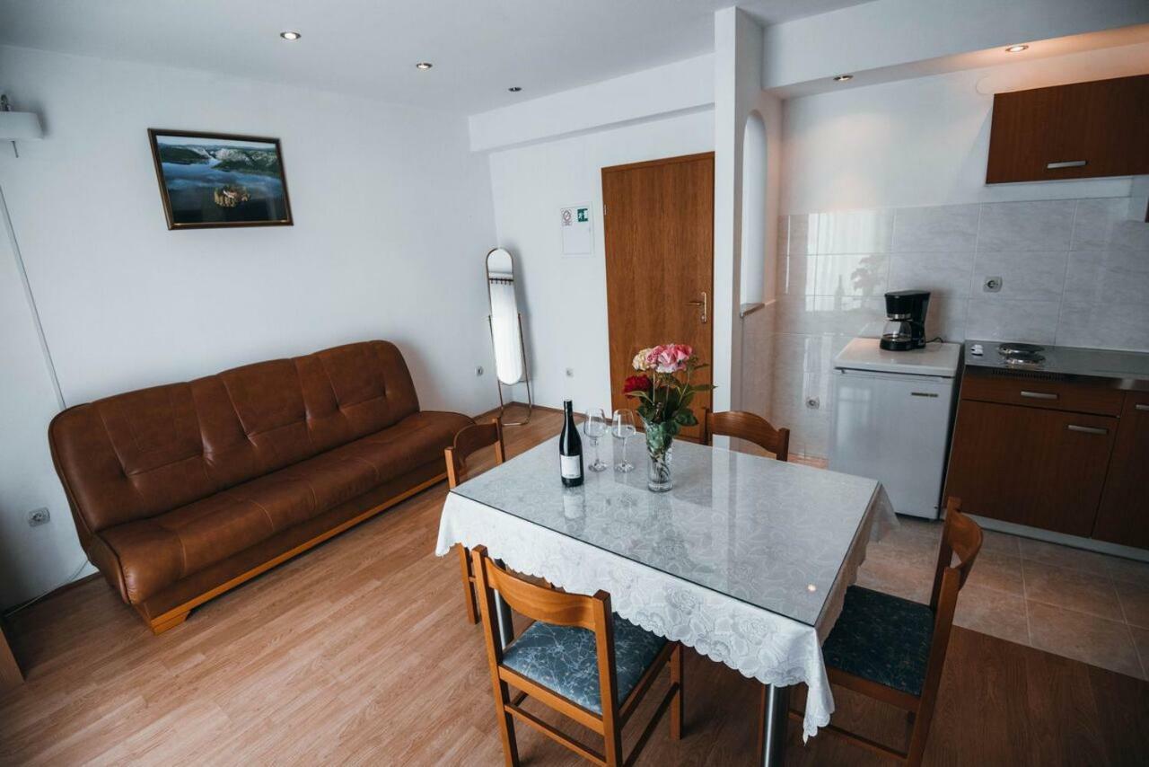 Apartmani Tamaris Vodice Extérieur photo