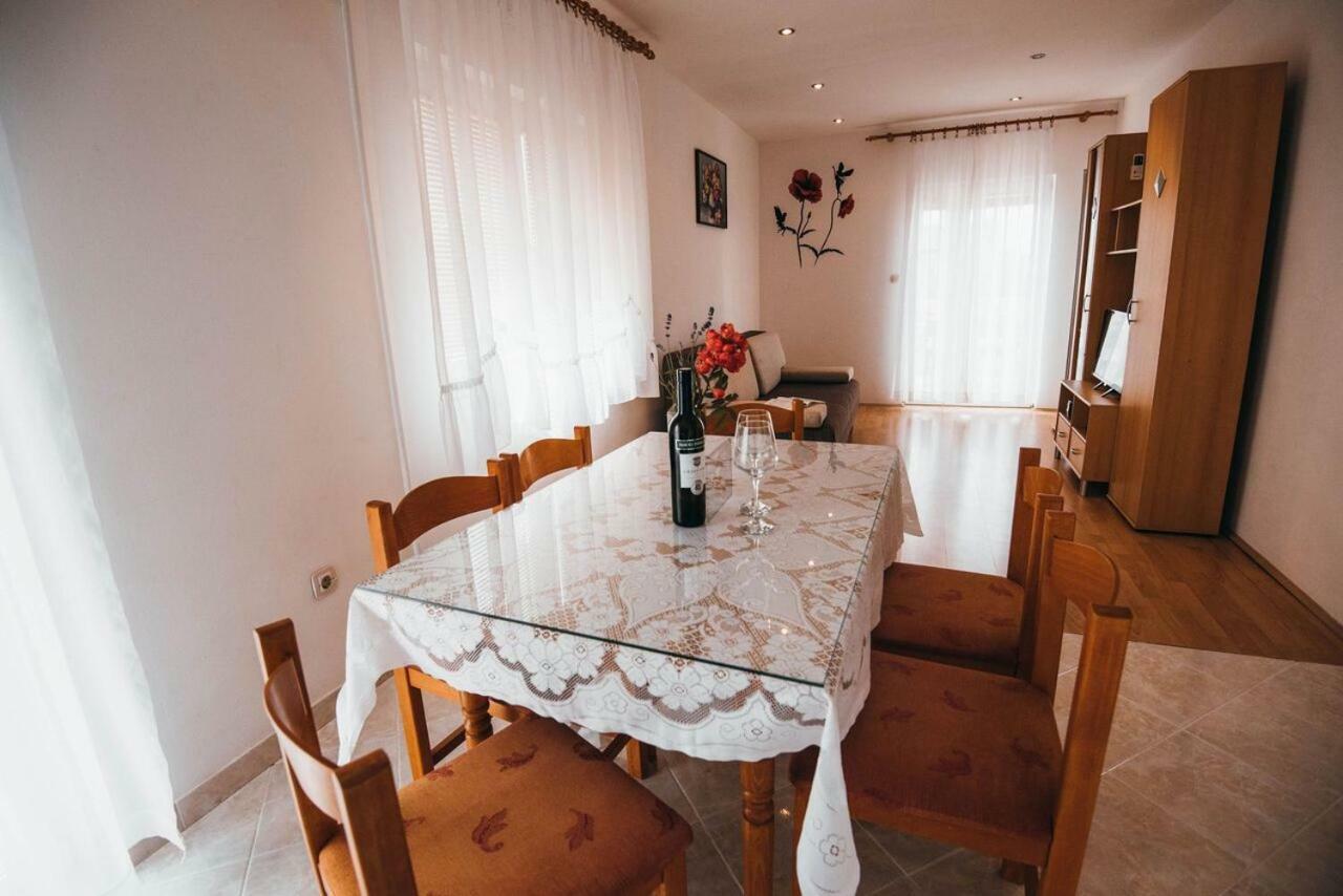 Apartmani Tamaris Vodice Extérieur photo