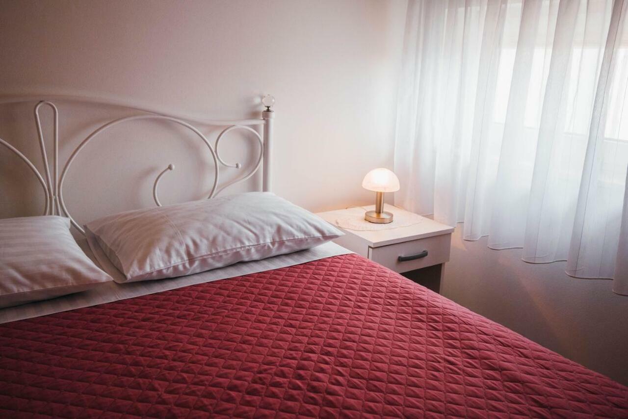 Apartmani Tamaris Vodice Extérieur photo