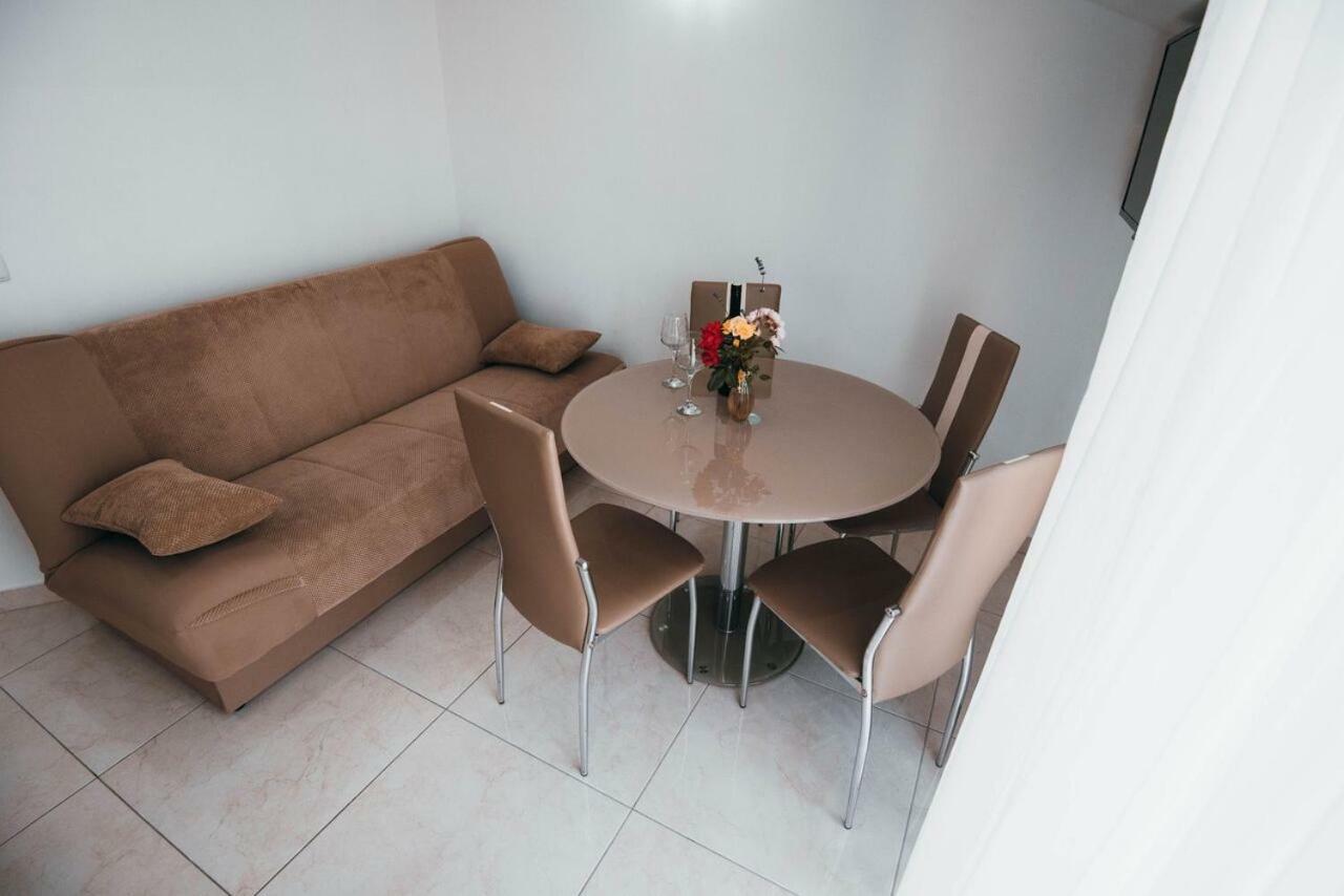 Apartmani Tamaris Vodice Extérieur photo