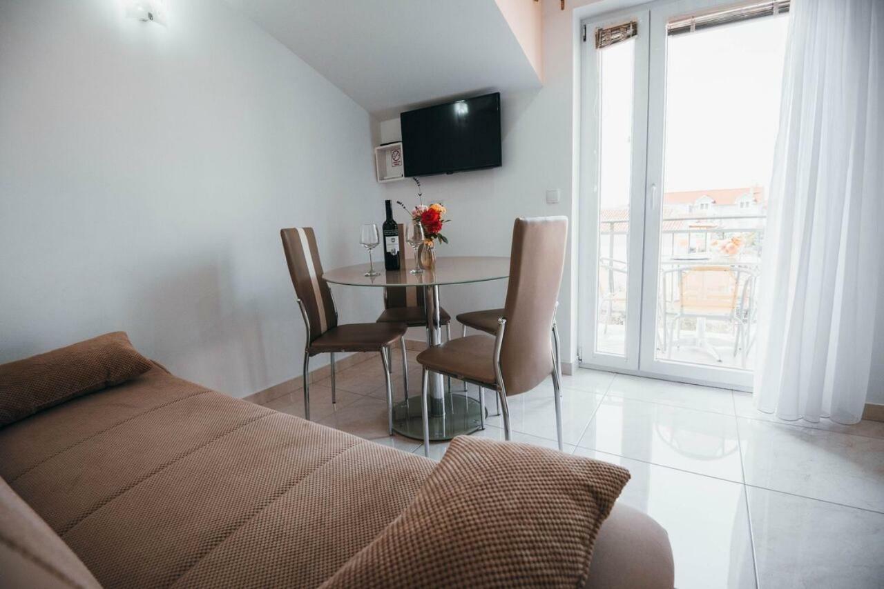 Apartmani Tamaris Vodice Extérieur photo