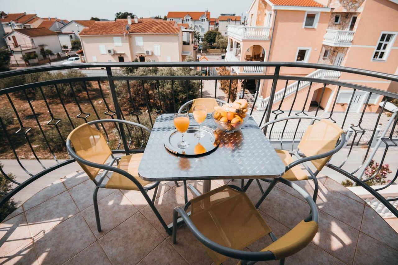 Apartmani Tamaris Vodice Extérieur photo