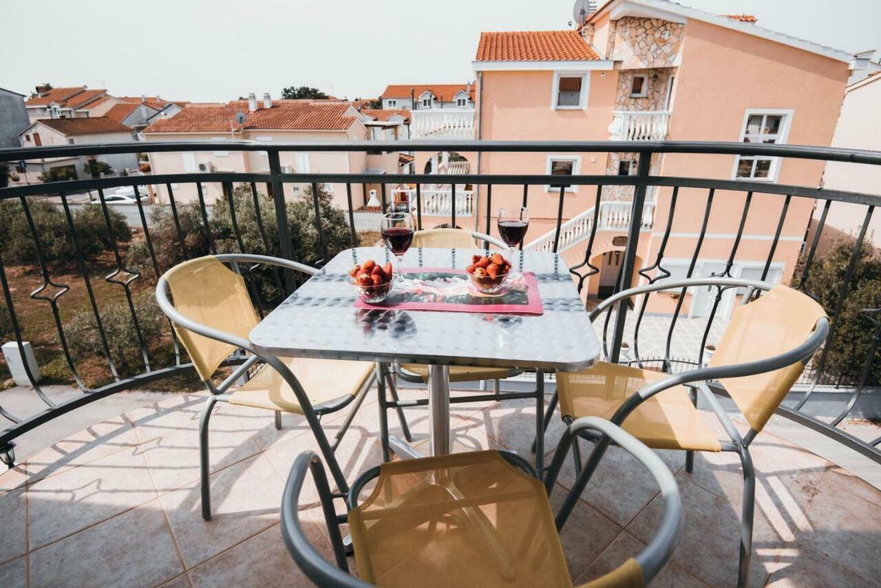 Apartmani Tamaris Vodice Extérieur photo